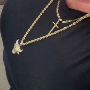 14k pure Gold Rope chain with Bull Pendant 14k pure Gold 20.6 grams